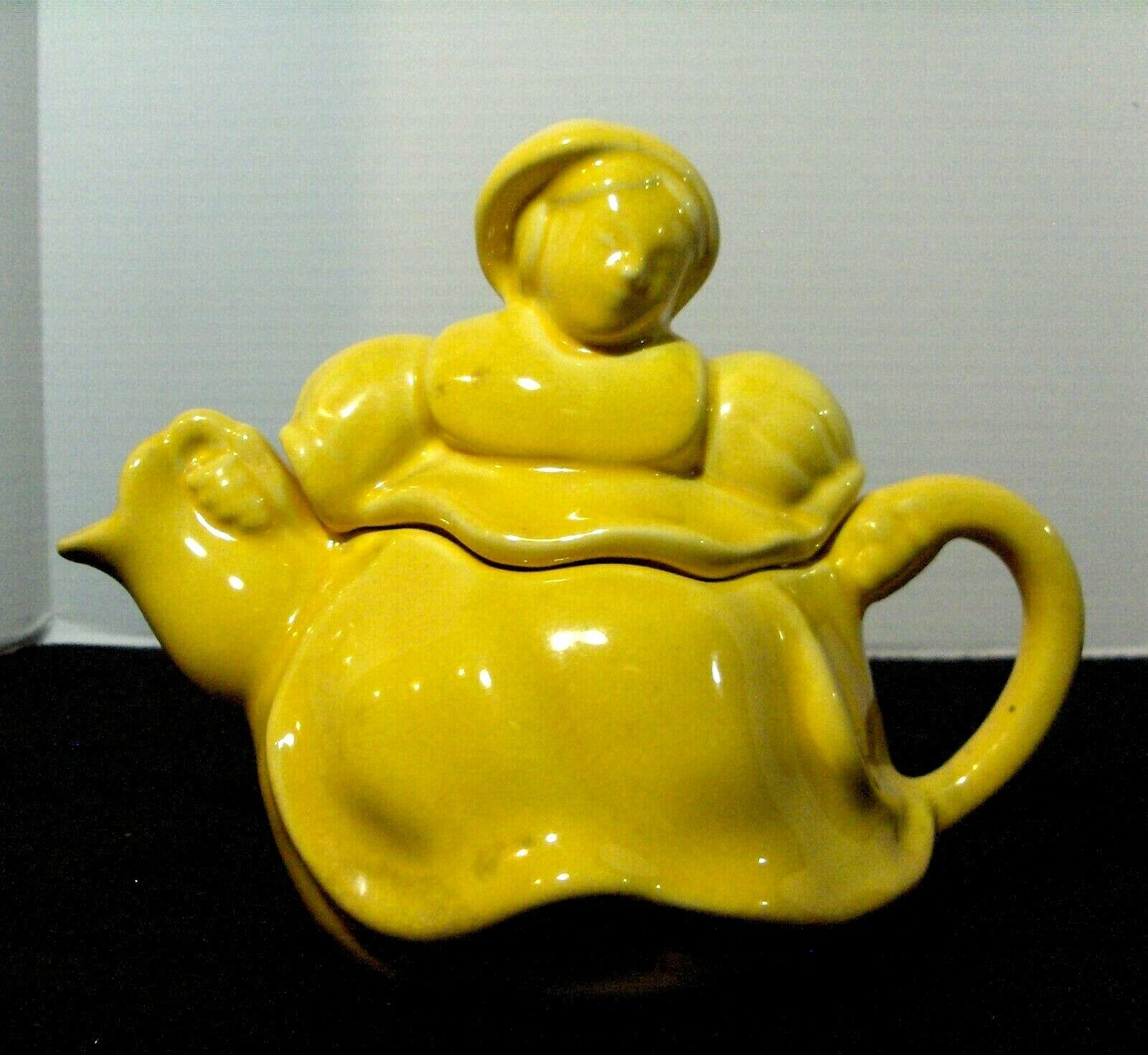 Antique C. 1940's Red Wing Pottery Dutch Girl Tea Pot Yellow
